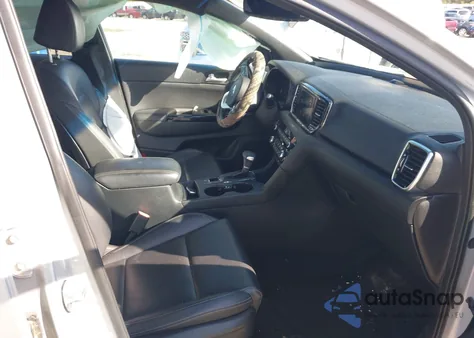 2020 Kia Sportage S z USA, uszkodzony, nr VIN KNDP63AC9L7755294